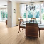 Eg hvid kalket matlak børstet 3-stavs